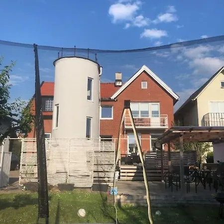 Oeppen Planloesning 2 Rums Laegenhet Pa Limhamn *